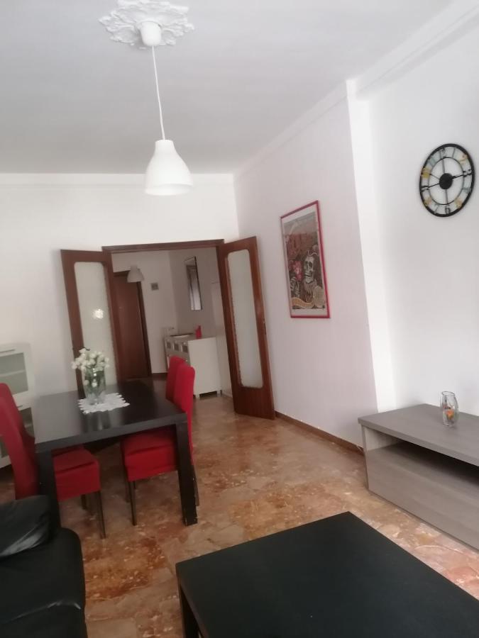 Love House - Apartment On The Beach Pescara Exterior photo